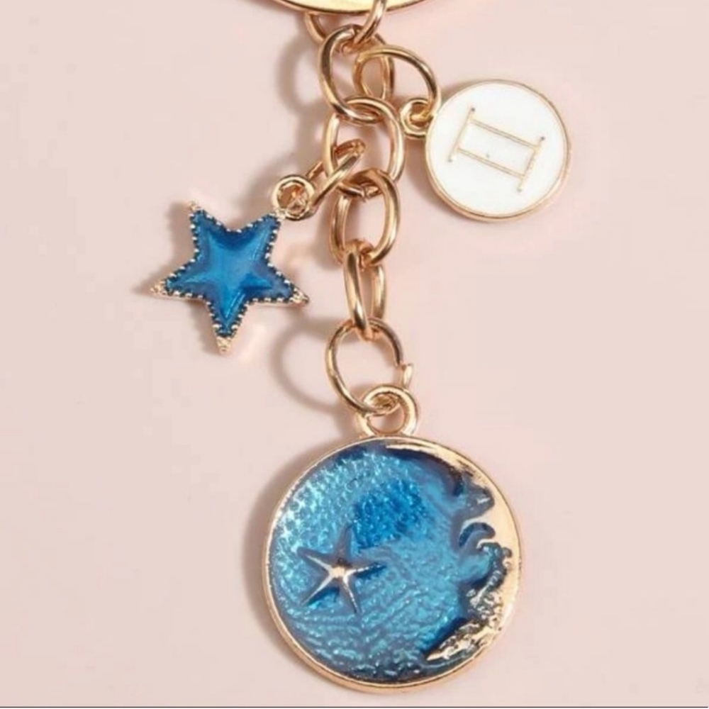 GEMINI B-day (May 21-June 20) Sun 🌞 Sign Zodiac Keychain/Purse 🎒 Charm ~ 🎁 - Picture 3 of 6